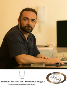 Δρ. Αναστασάκης, τι να προσέξετε σε μια μεταμόσχευση μαλλιών το καλοκαίρι